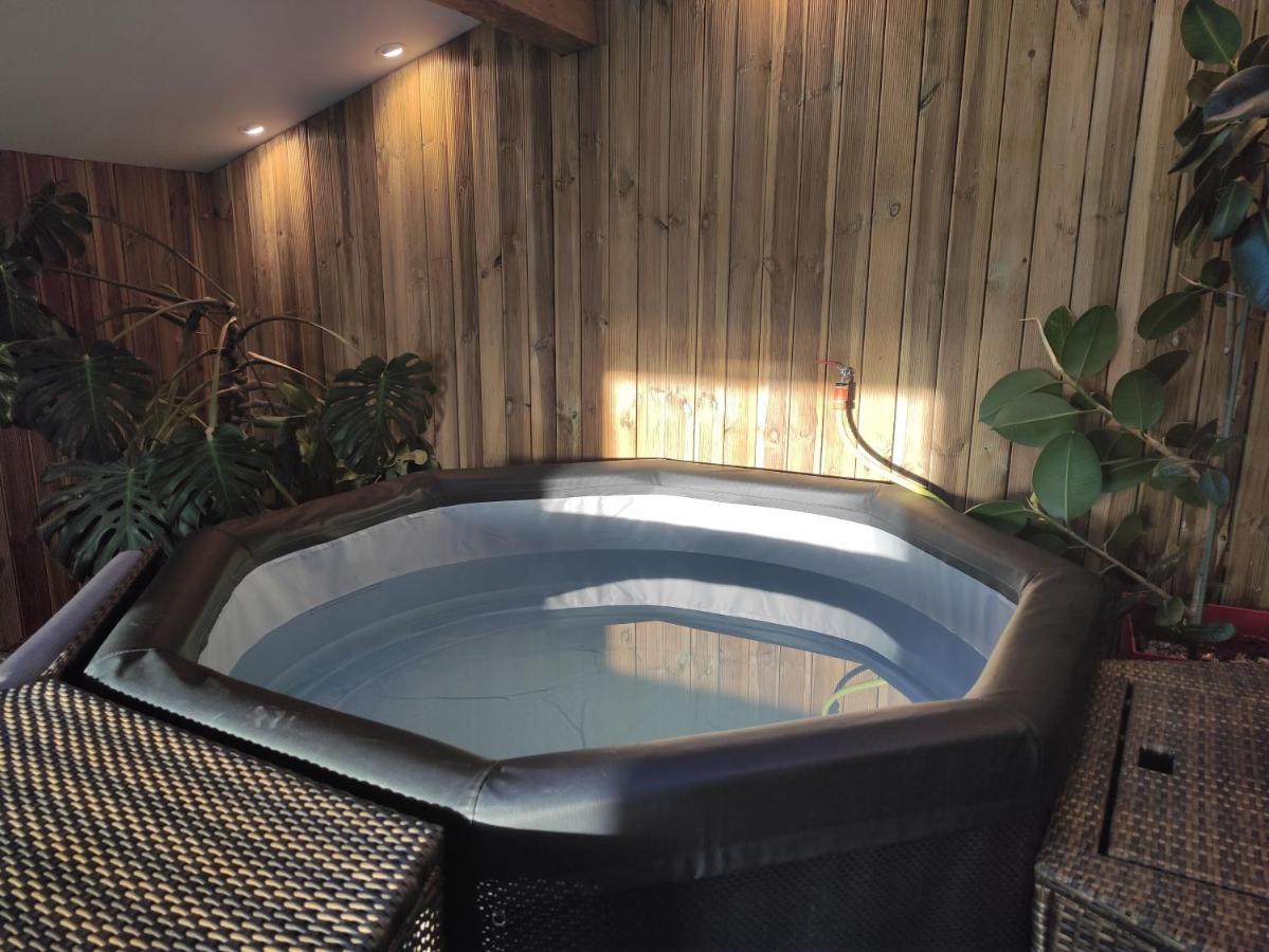 Maison D'Hotes Coeur D'Herault - Gite Et Chambres D'Hotes - Spa & Massages Peret Bagian luar foto