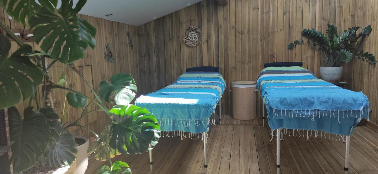 Maison D'Hotes Coeur D'Herault - Gite Et Chambres D'Hotes - Spa & Massages Peret Bagian luar foto